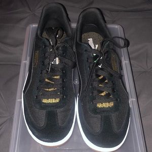 Mens black Puma